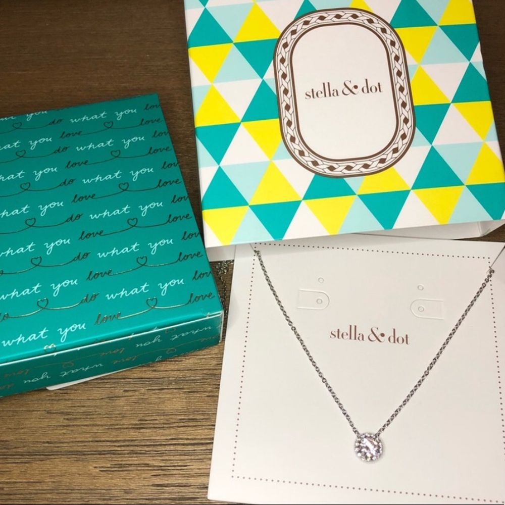 :: Stella & Dot | Shimmering Silver CZ Duchess Necklace - Retired - Picture 11 of 12